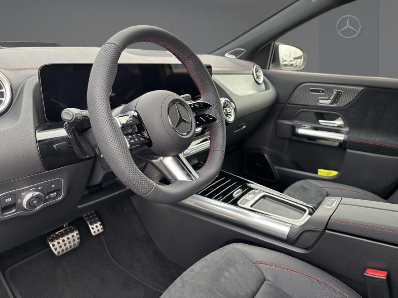 Photo du v&eacute;hicule 12 / 15