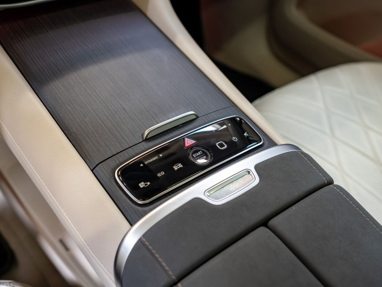 Mercedes-Benz EQS – Bild 19