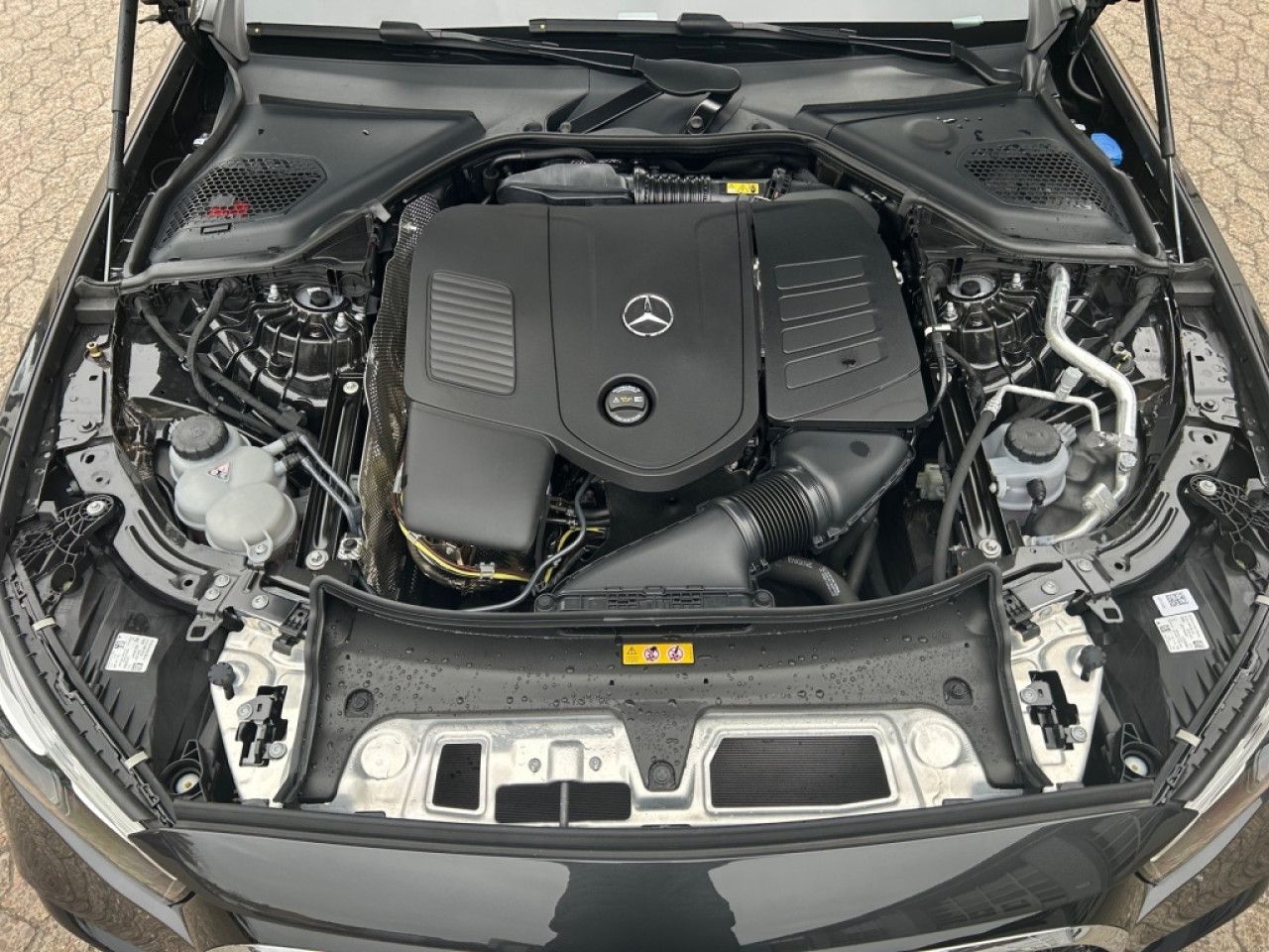 Mercedes-Benz E-Klasse – Bild 4