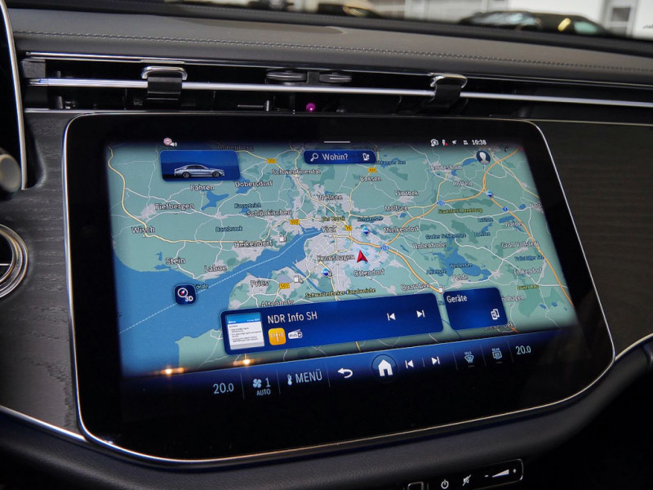 Mercedes-Benz E-Klasse – Bild 13