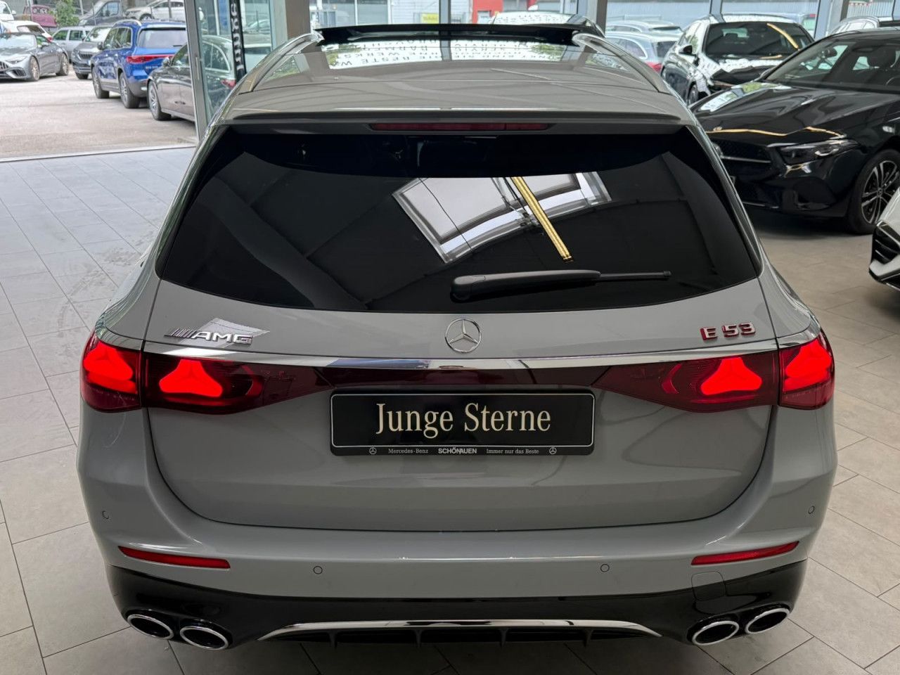 Mercedes-Benz E-Klasse – Bild 13