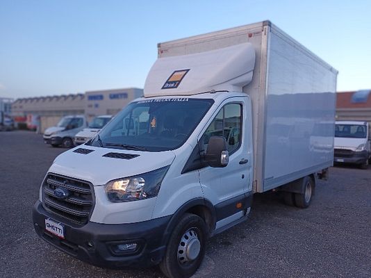 Vehicle image 2 / 5