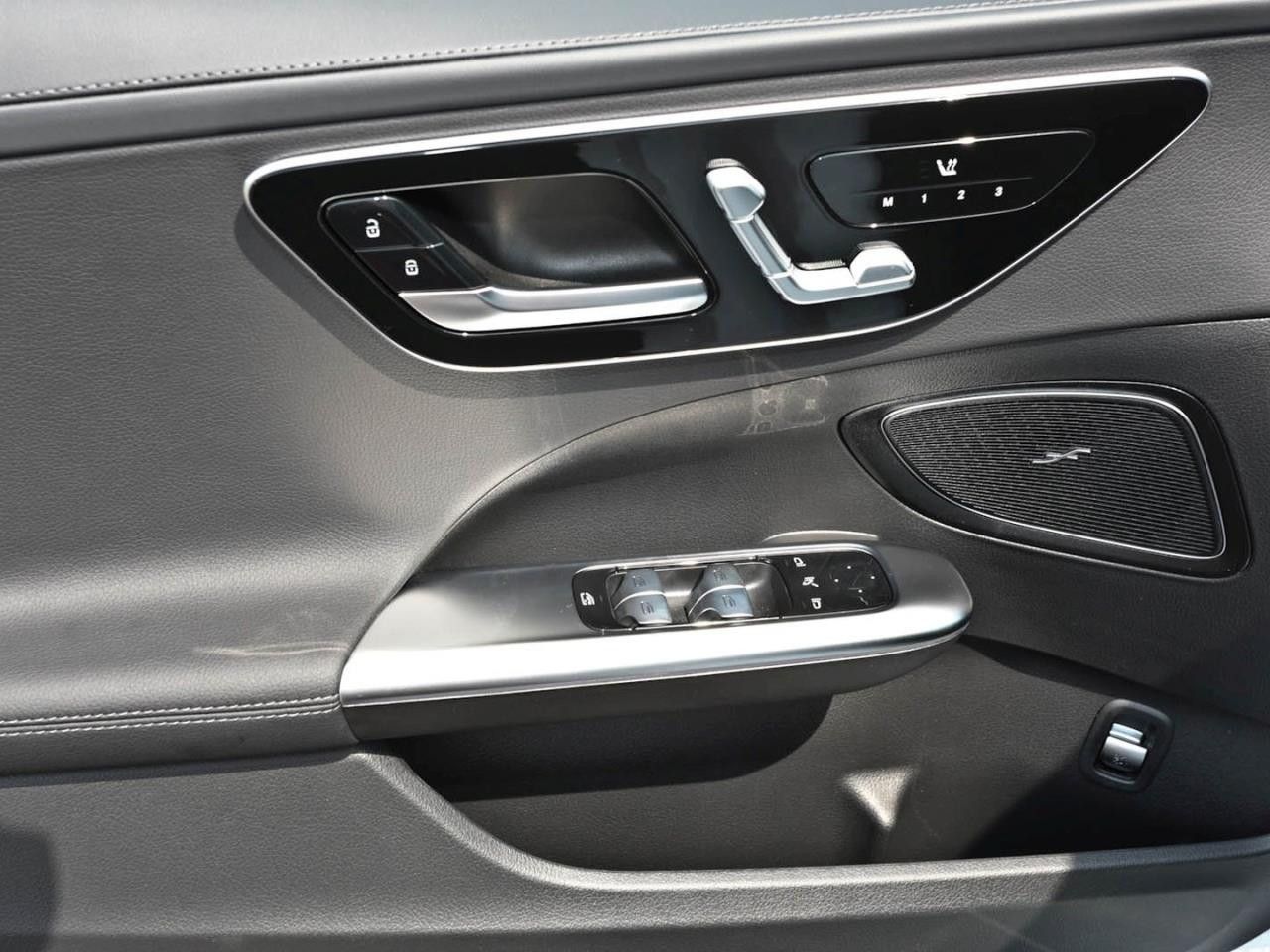 Mercedes-Benz C-Klasse – Bild 18