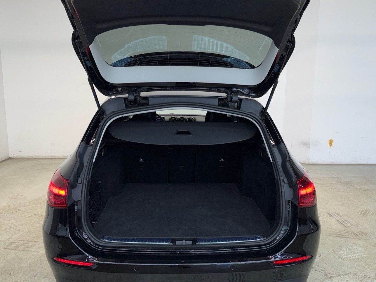Mercedes-Benz C-Klasse – Bild 16