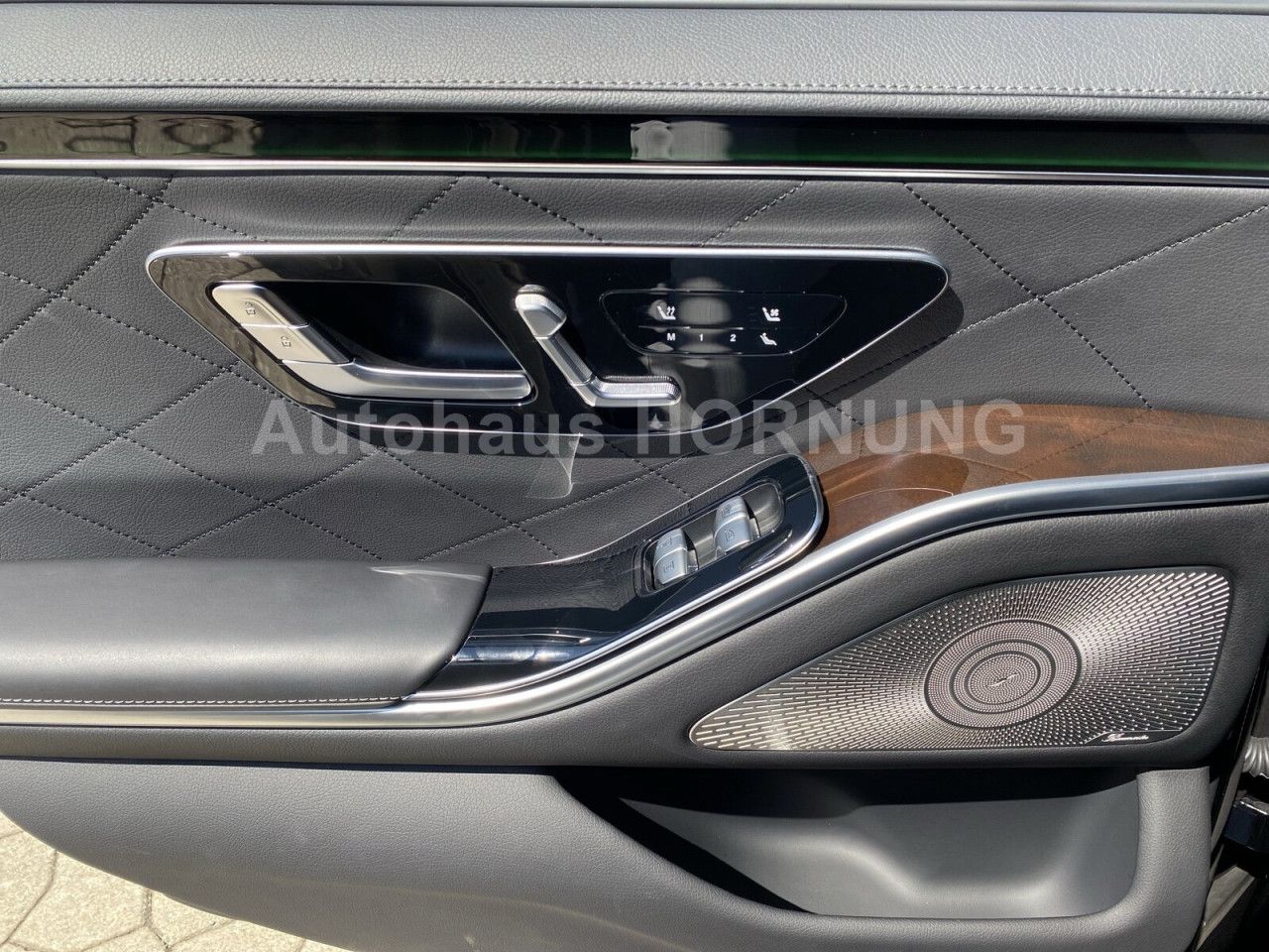 Mercedes-Benz S-Klasse – Bild 11
