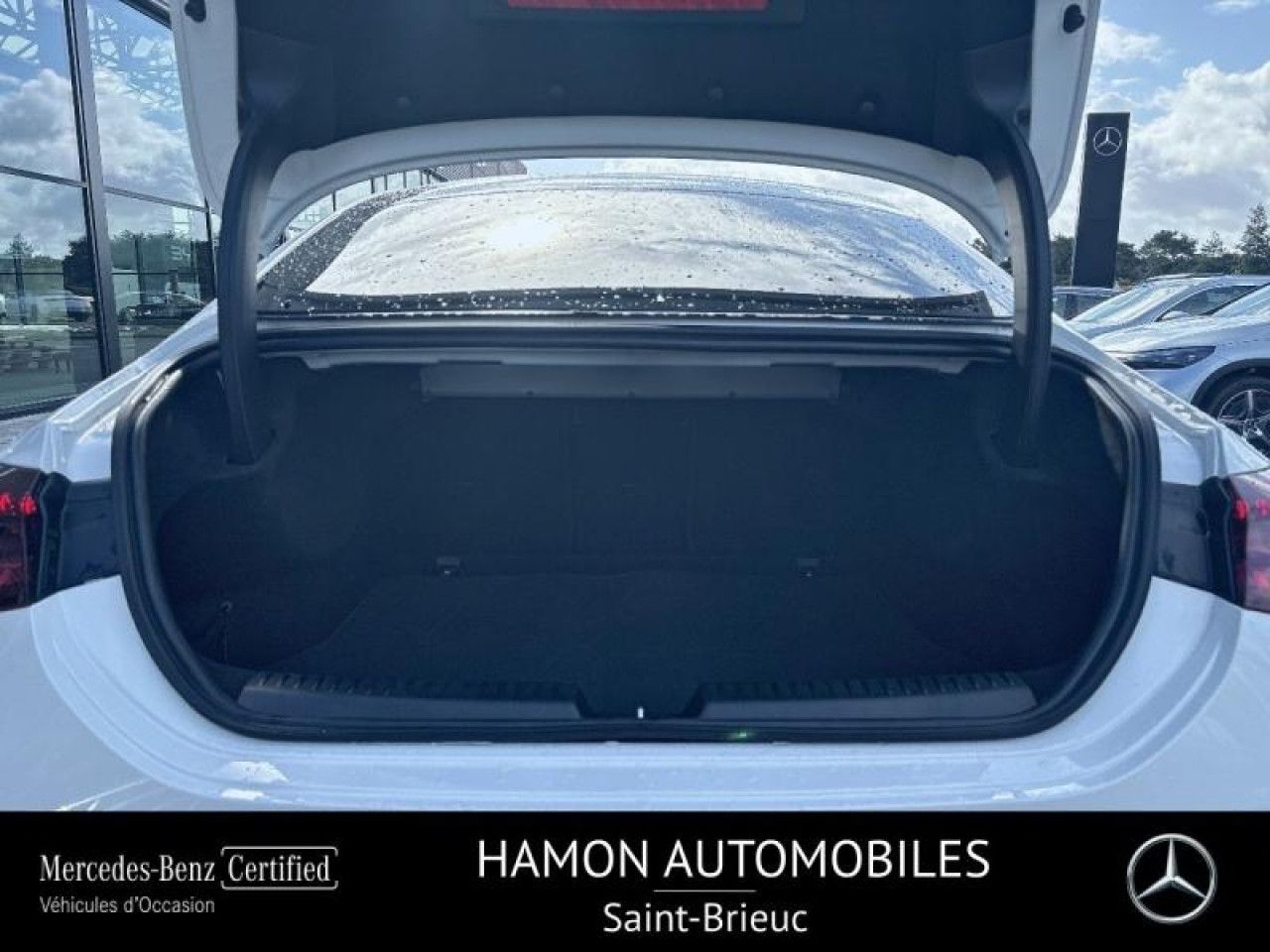 Photo du v&eacute;hicule 12 / 18