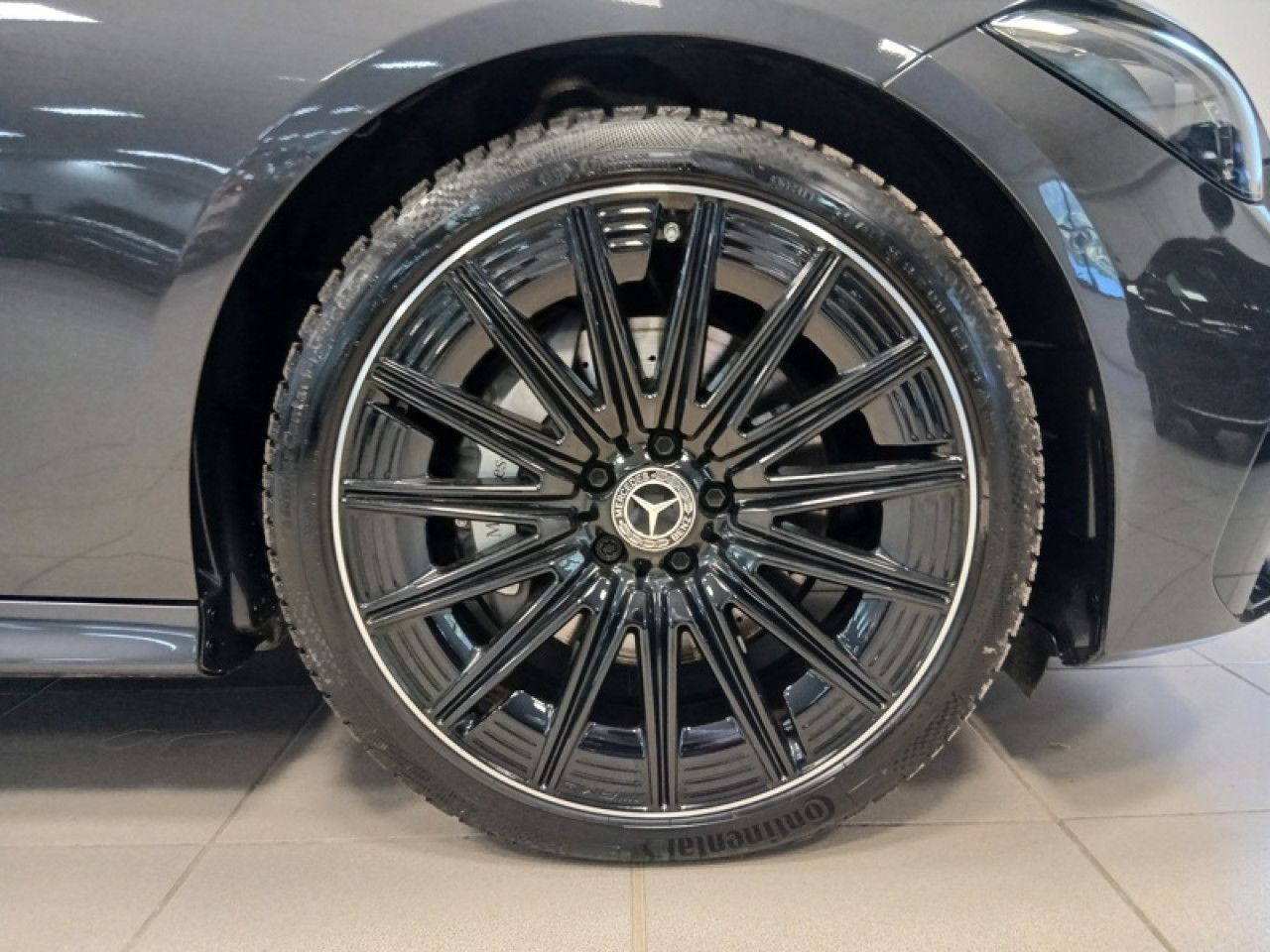 Photo du v&eacute;hicule 9 / 18