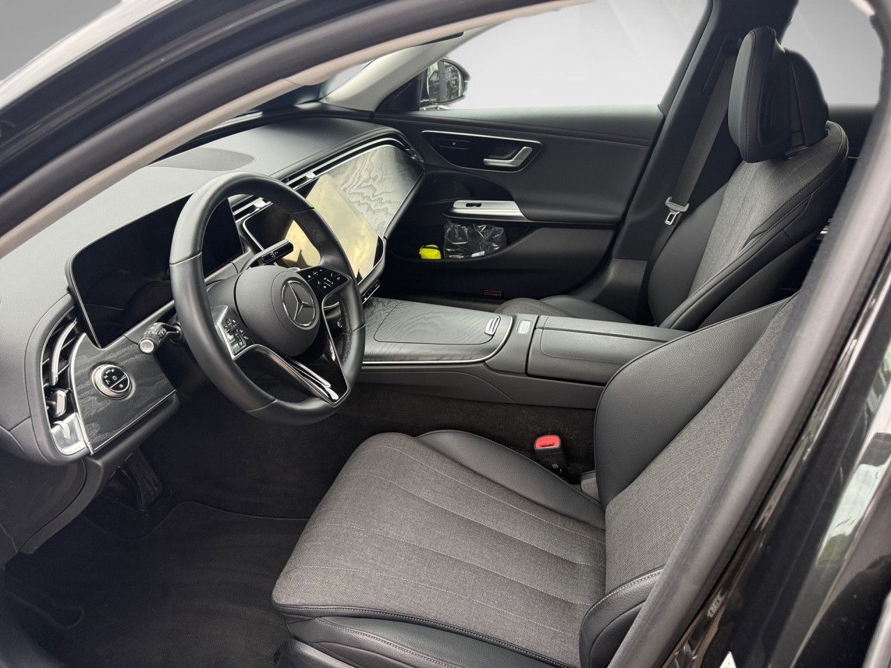 Mercedes-Benz E-Klasse – Bild 14