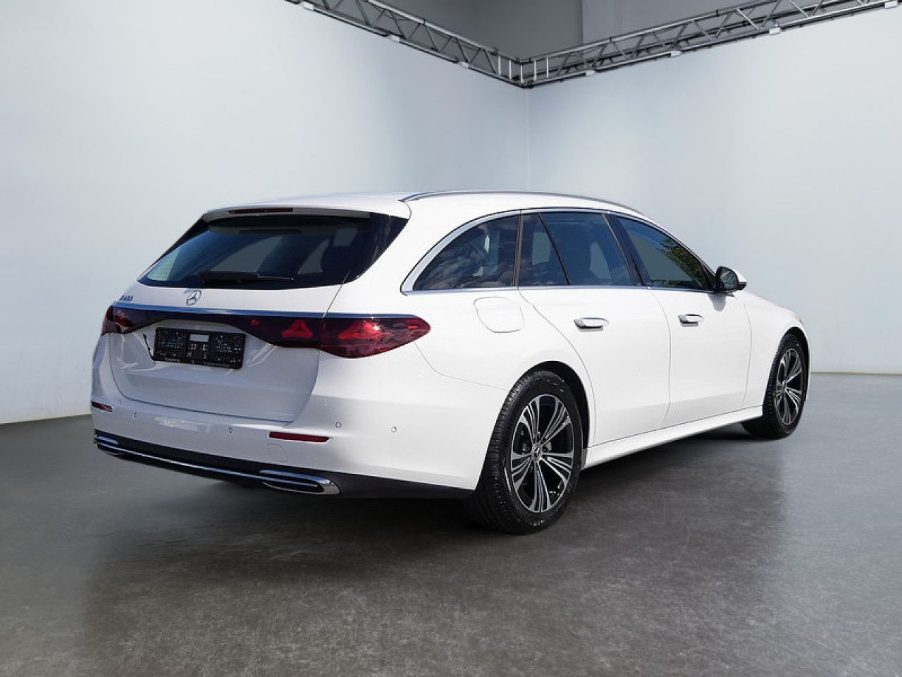 Mercedes-Benz E-Klasse – Bild 3