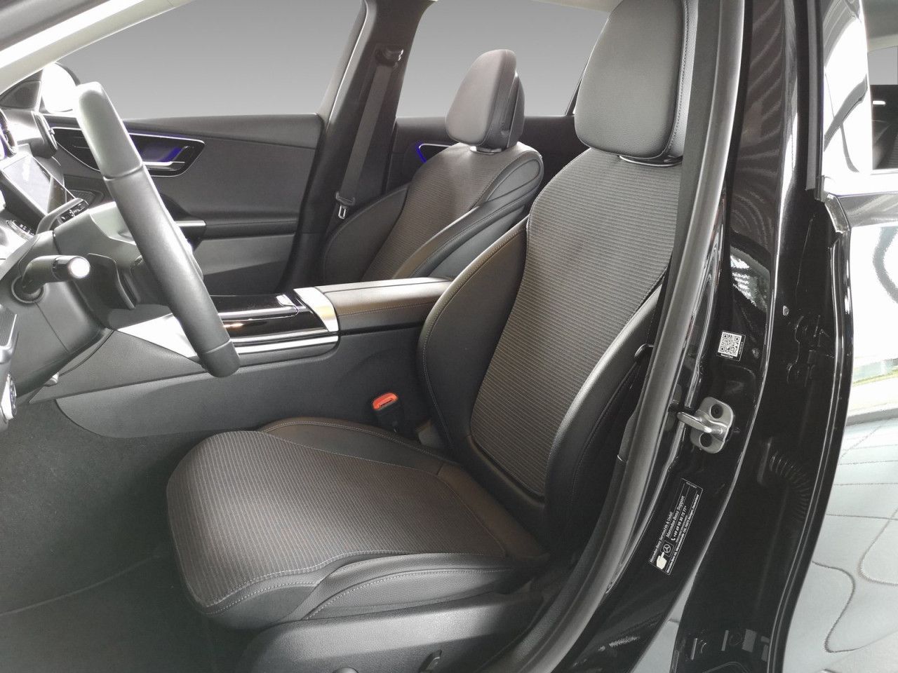 Mercedes-Benz C-Klasse – Bild 21