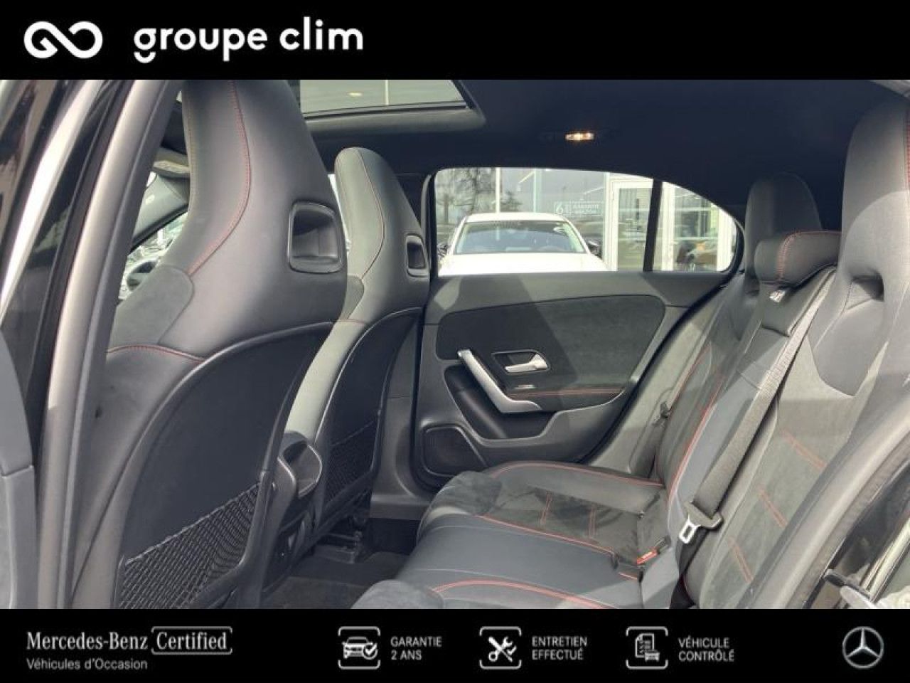 Photo du v&eacute;hicule 12 / 18