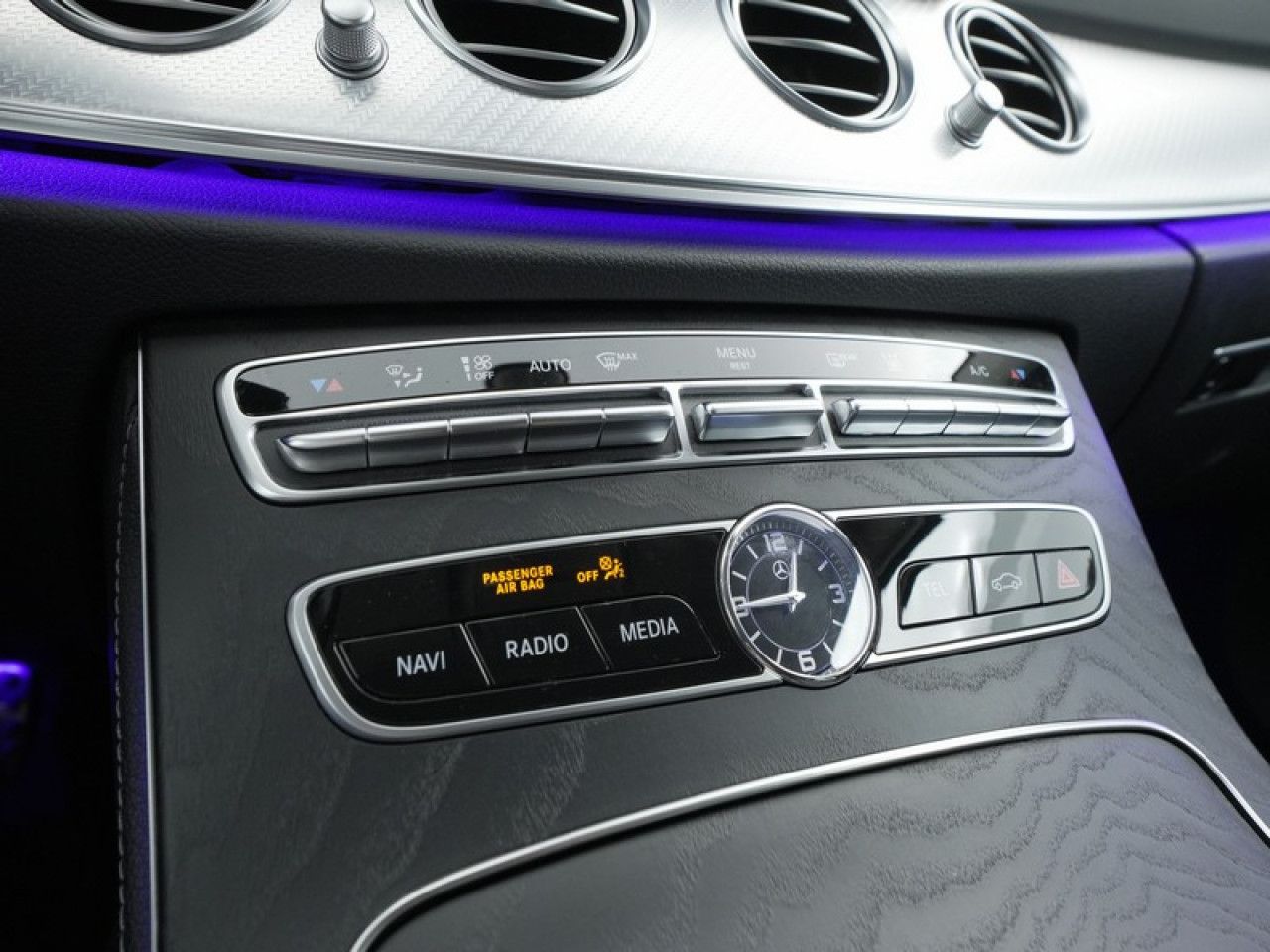 Imagem do veículo 17 / 23