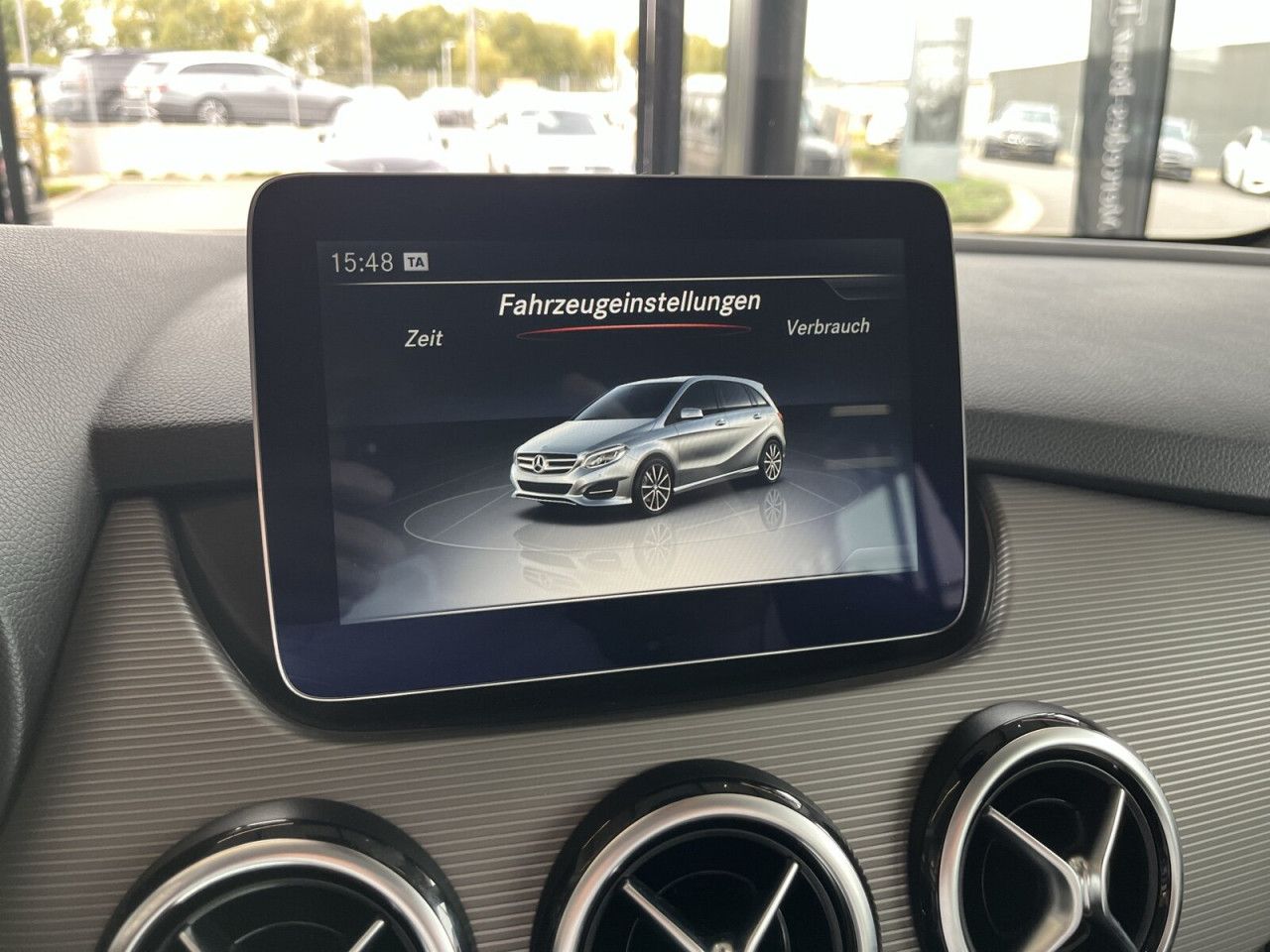 Fahrzeugbild 24 / 30