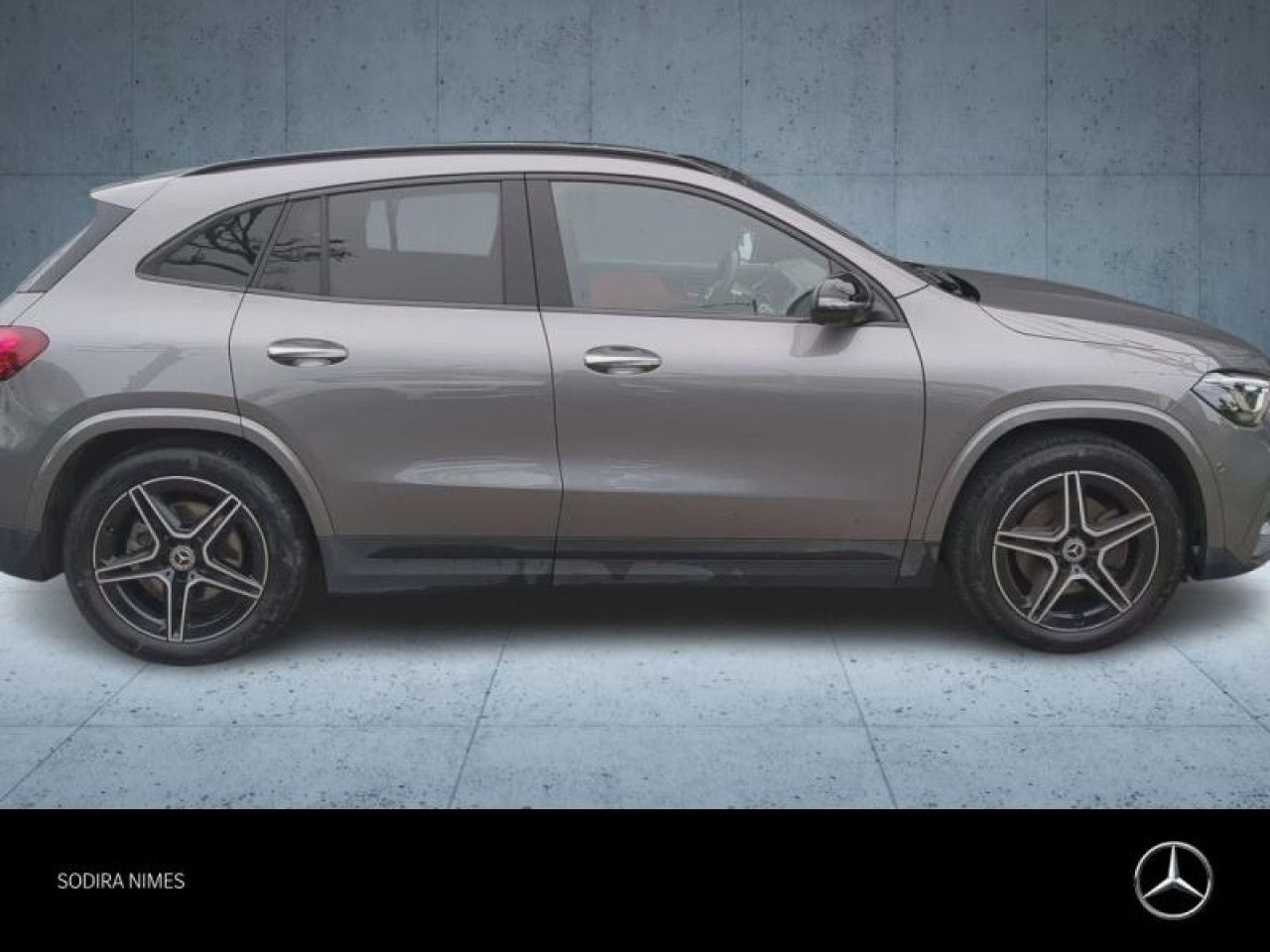 Photo du v&eacute;hicule 4 / 18