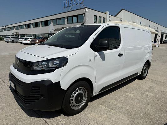 Vehicle image 3 / 14