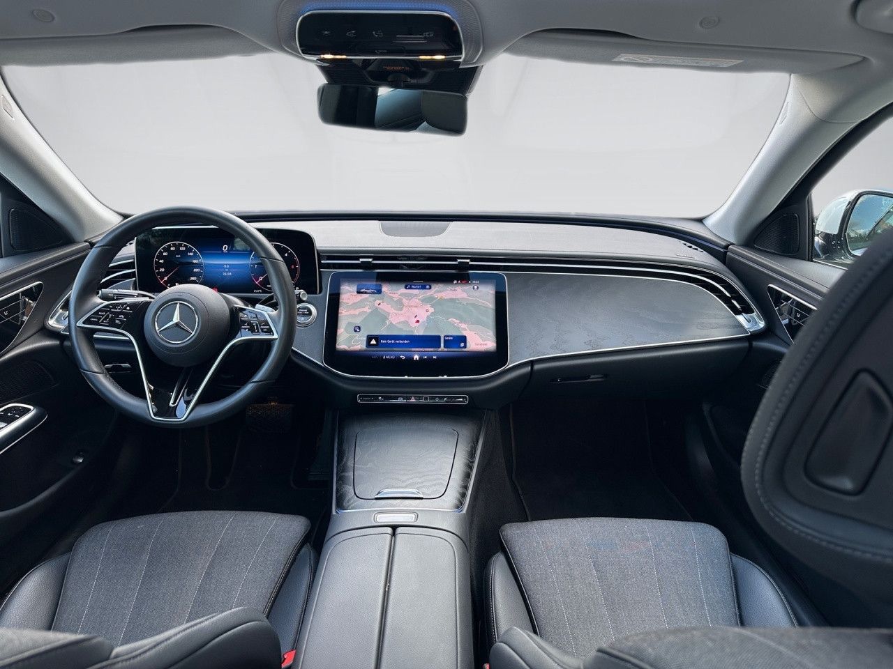 Mercedes-Benz E-Klasse – Bild 11