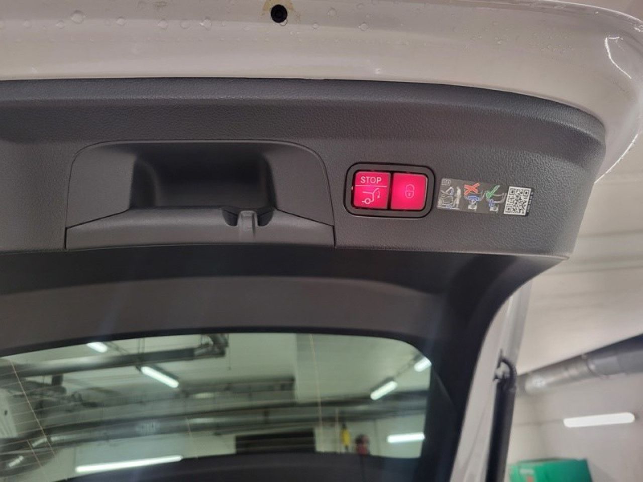 Photo du v&eacute;hicule 13 / 17