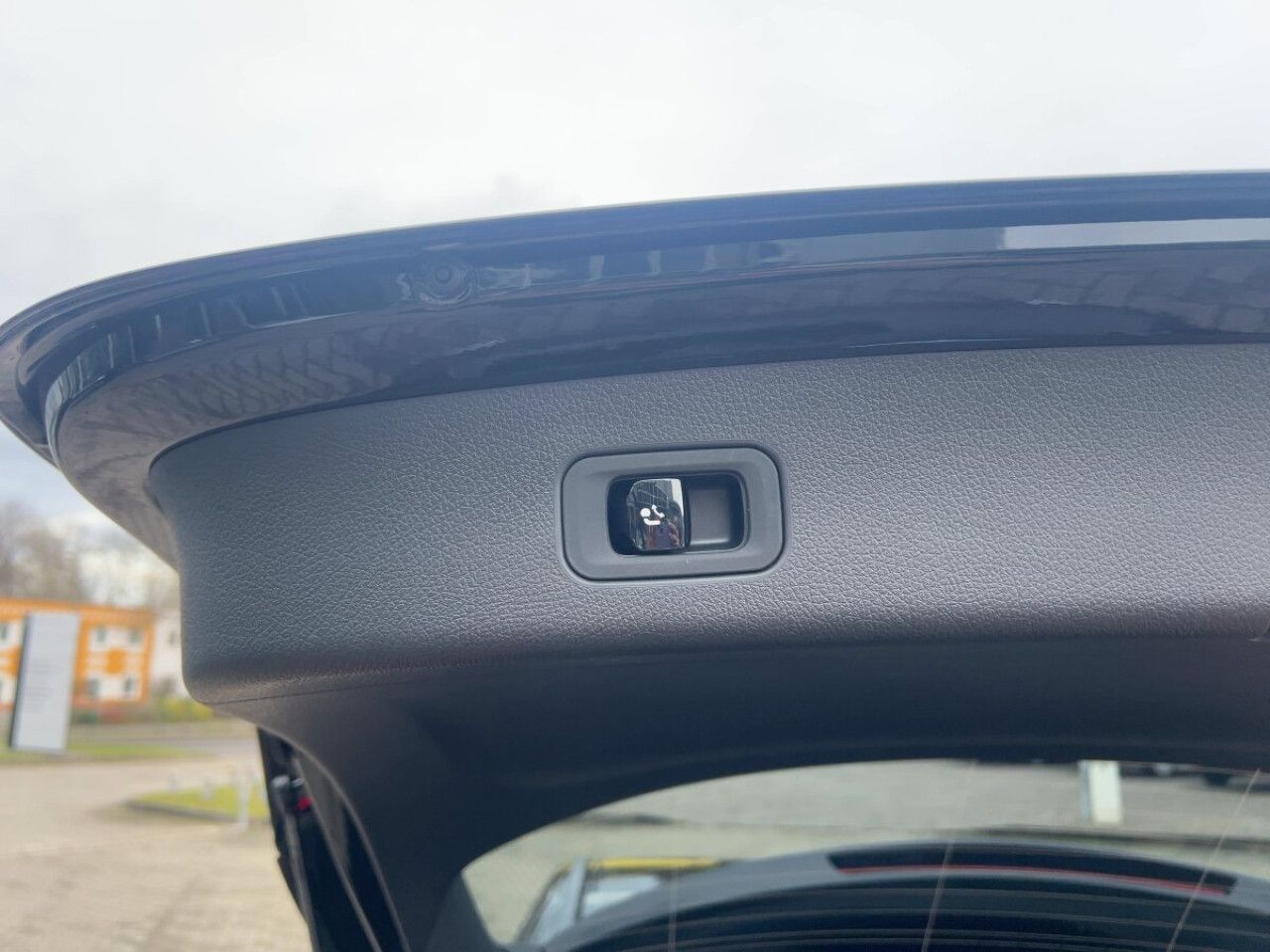 Mercedes-Benz GLC – Bild 14