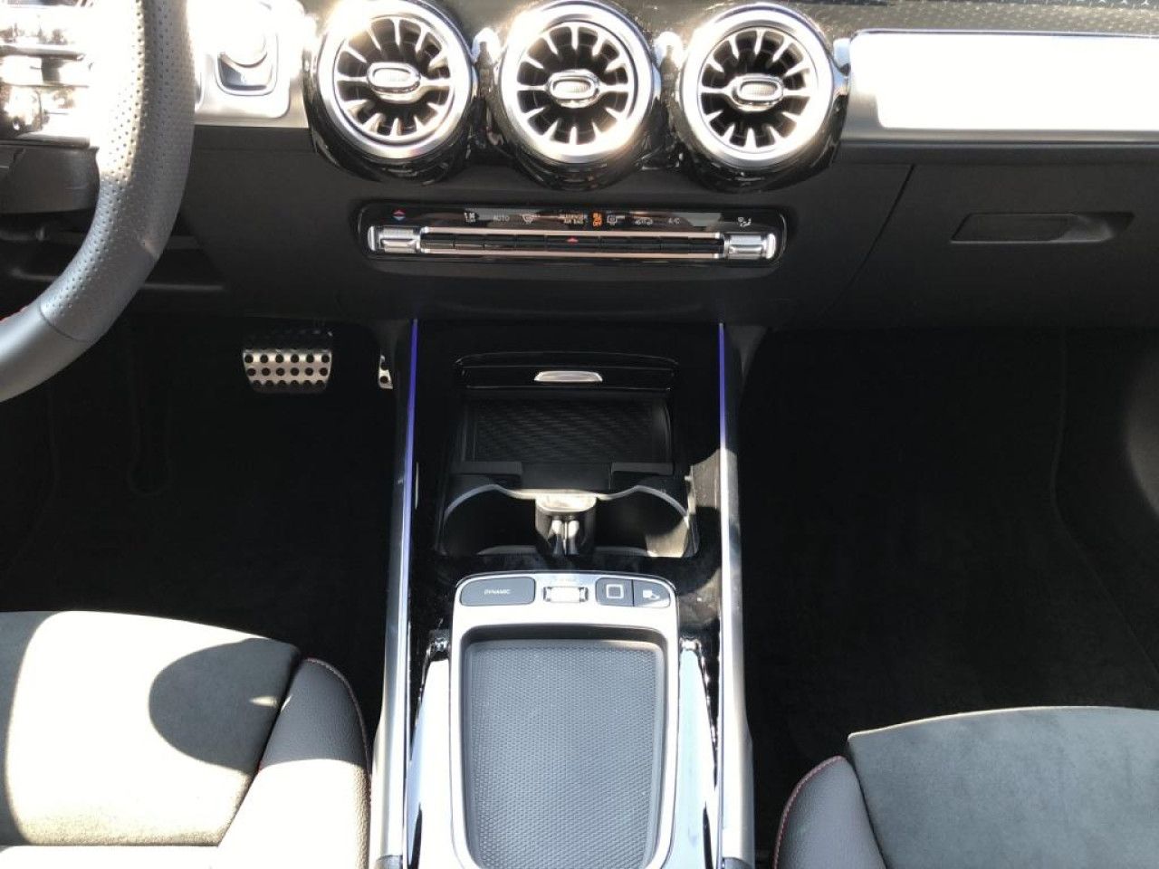 Mercedes-Benz GLB – Bild 14