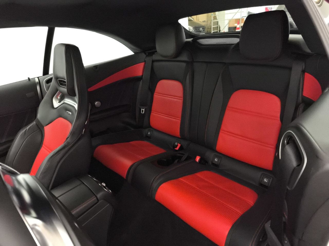 Mercedes-Benz C-Klasse – Bild 12