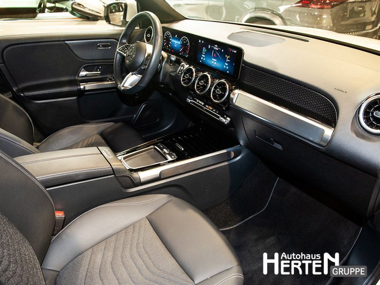 Mercedes-Benz GLB – Bild 3