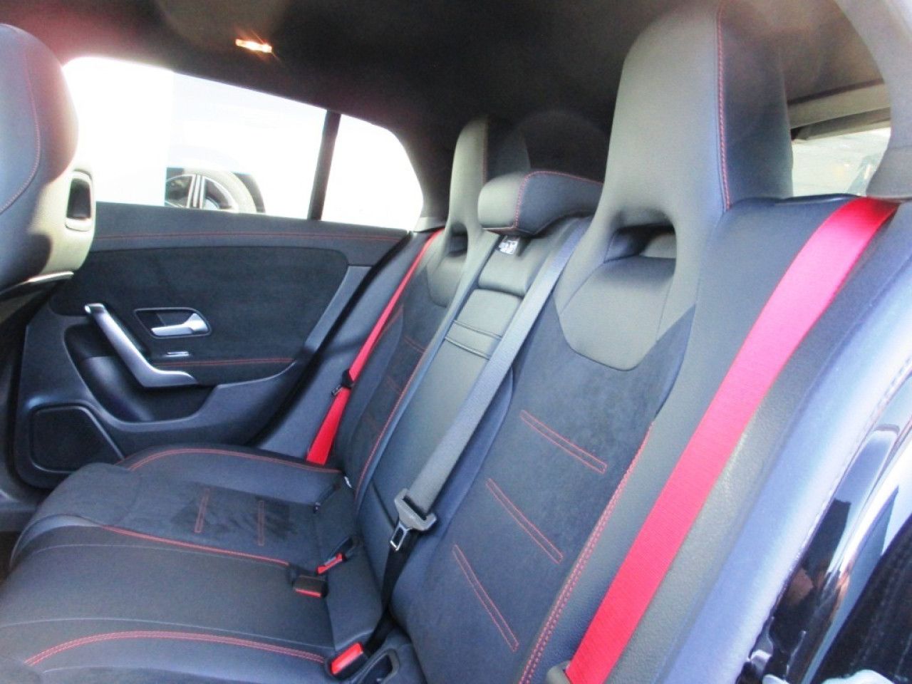 Fahrzeugbild 16 / 18