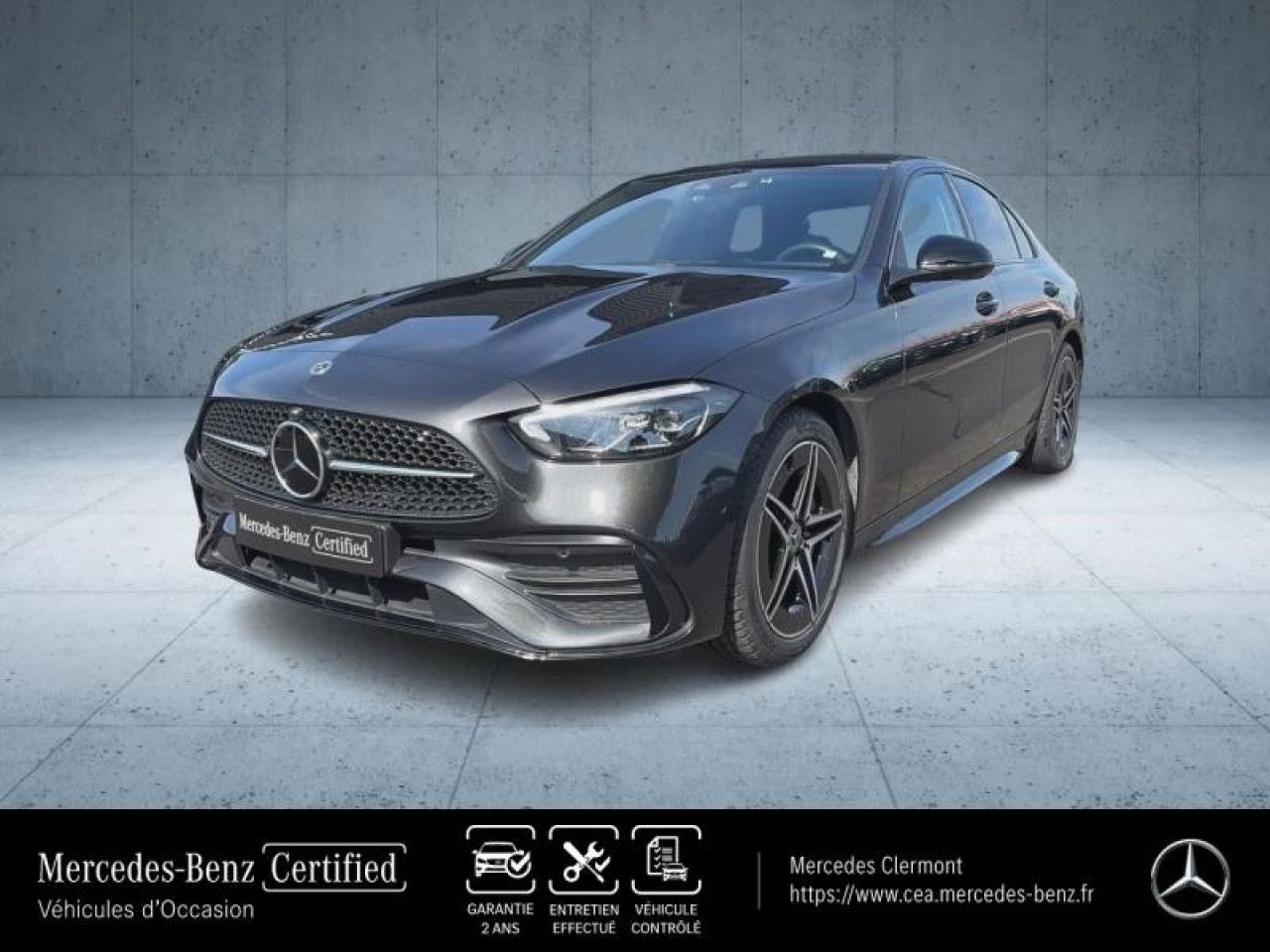 Photo du v&eacute;hicule 1 / 18