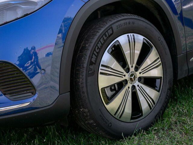 Mercedes-Benz EQA 300