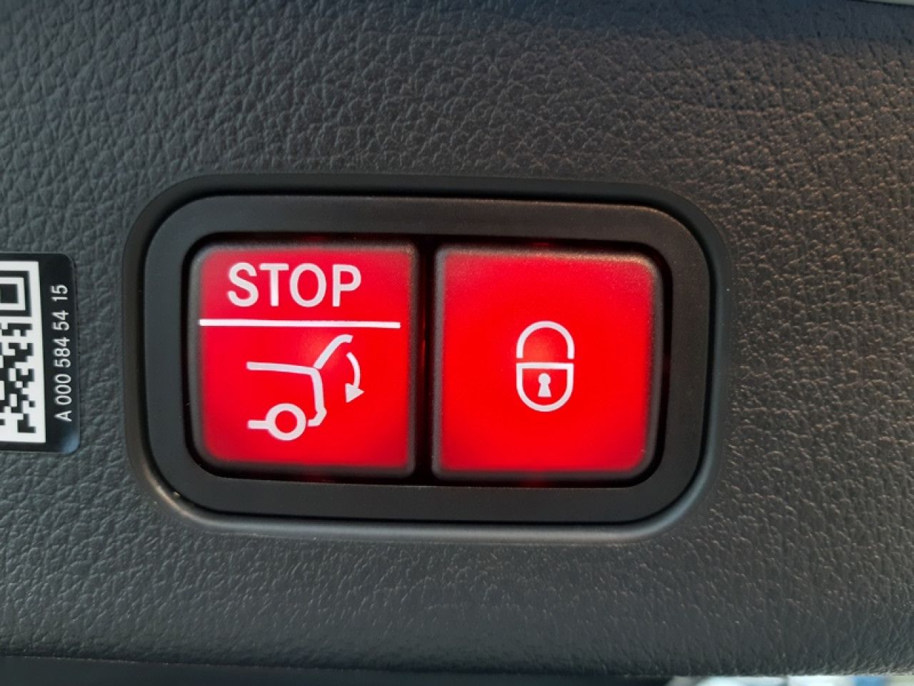 Photo du v&eacute;hicule 17 / 18