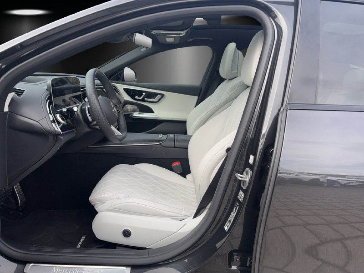 Mercedes-Benz E-Klasse – Bild 7