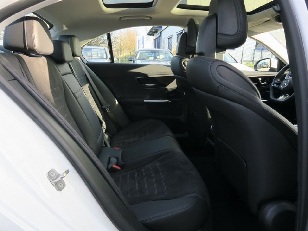 Mercedes-Benz C-Klasse – Bild 15