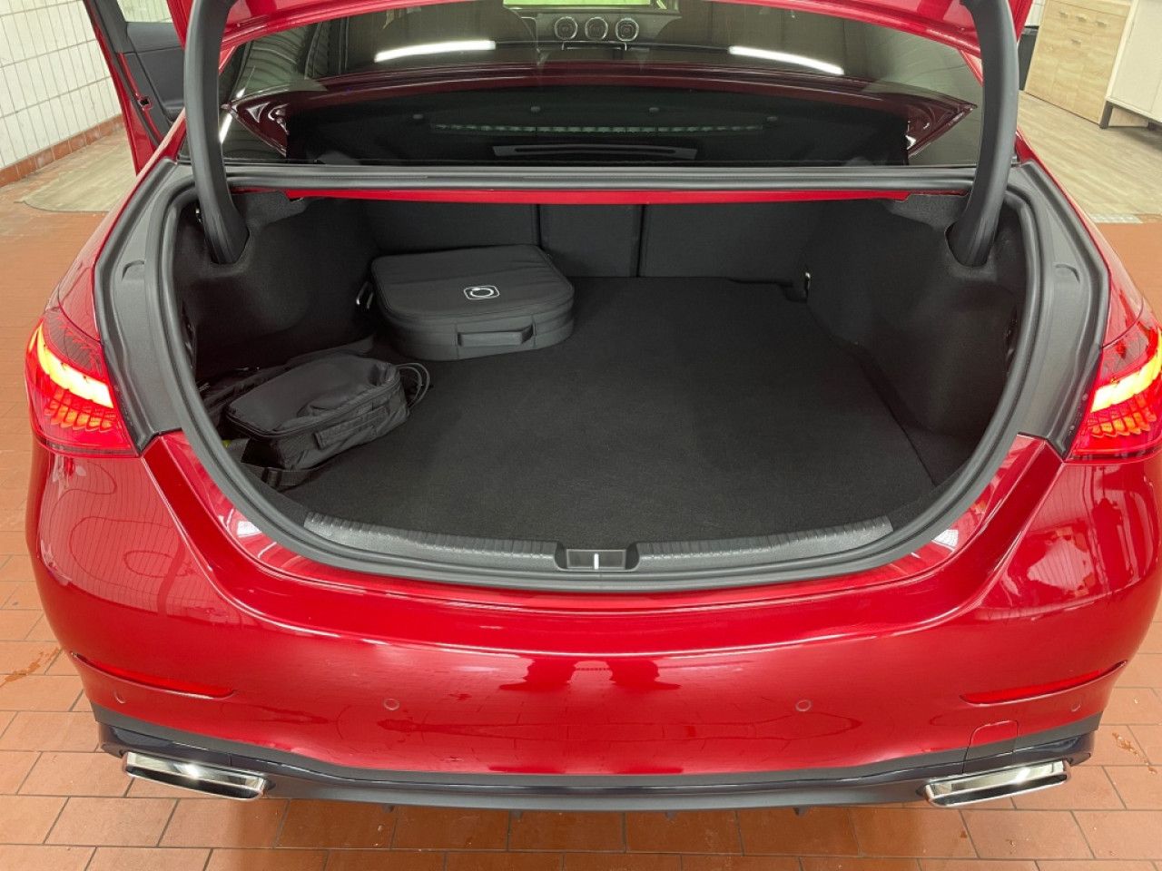 Mercedes-Benz C-Klasse – Bild 12