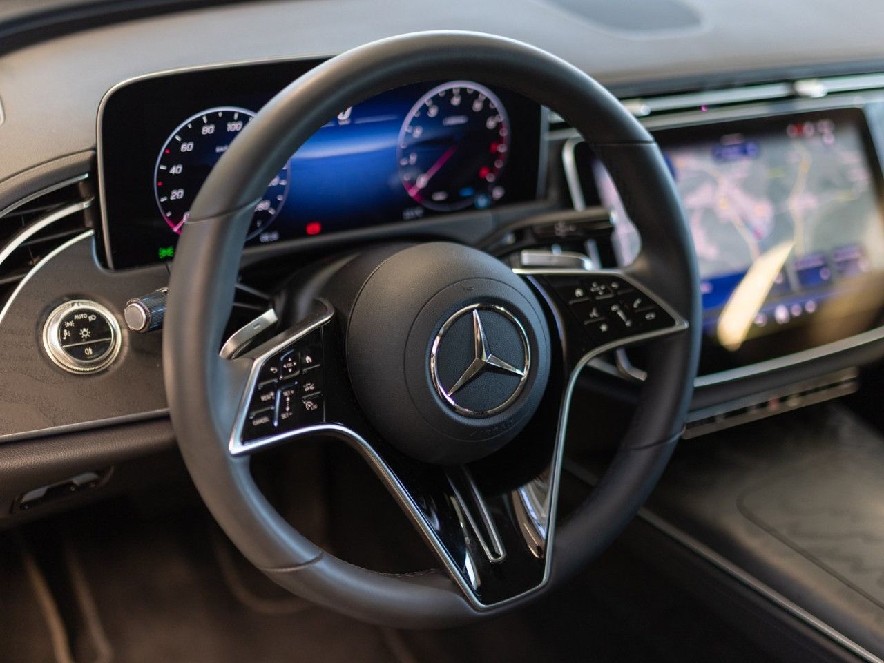 Mercedes-Benz E-Klasse – Bild 7