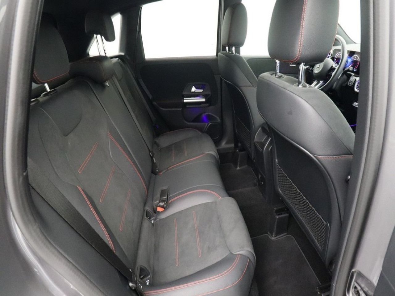 Imagem do veículo 21 / 23