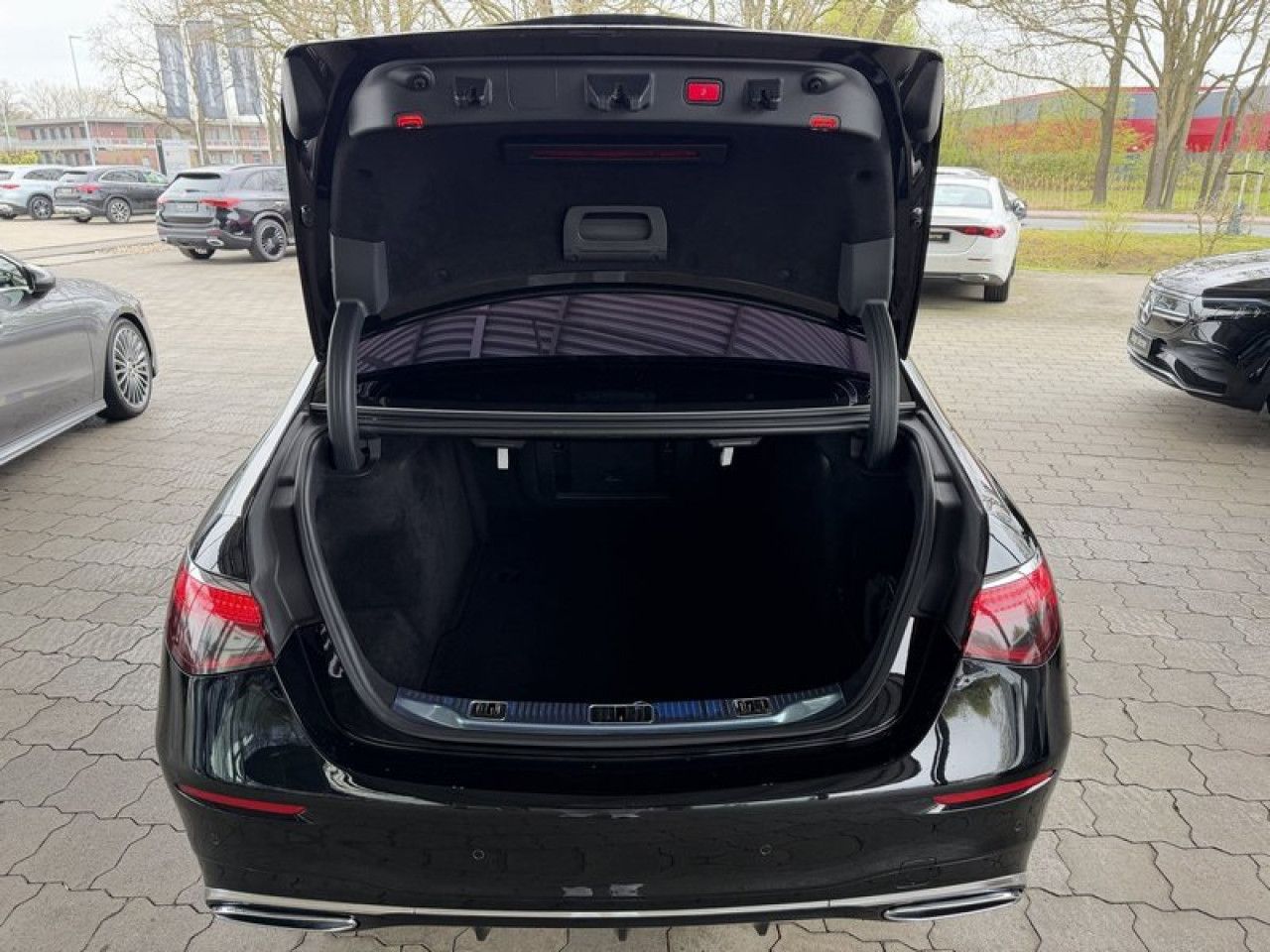 Fahrzeugbild 11 / 12