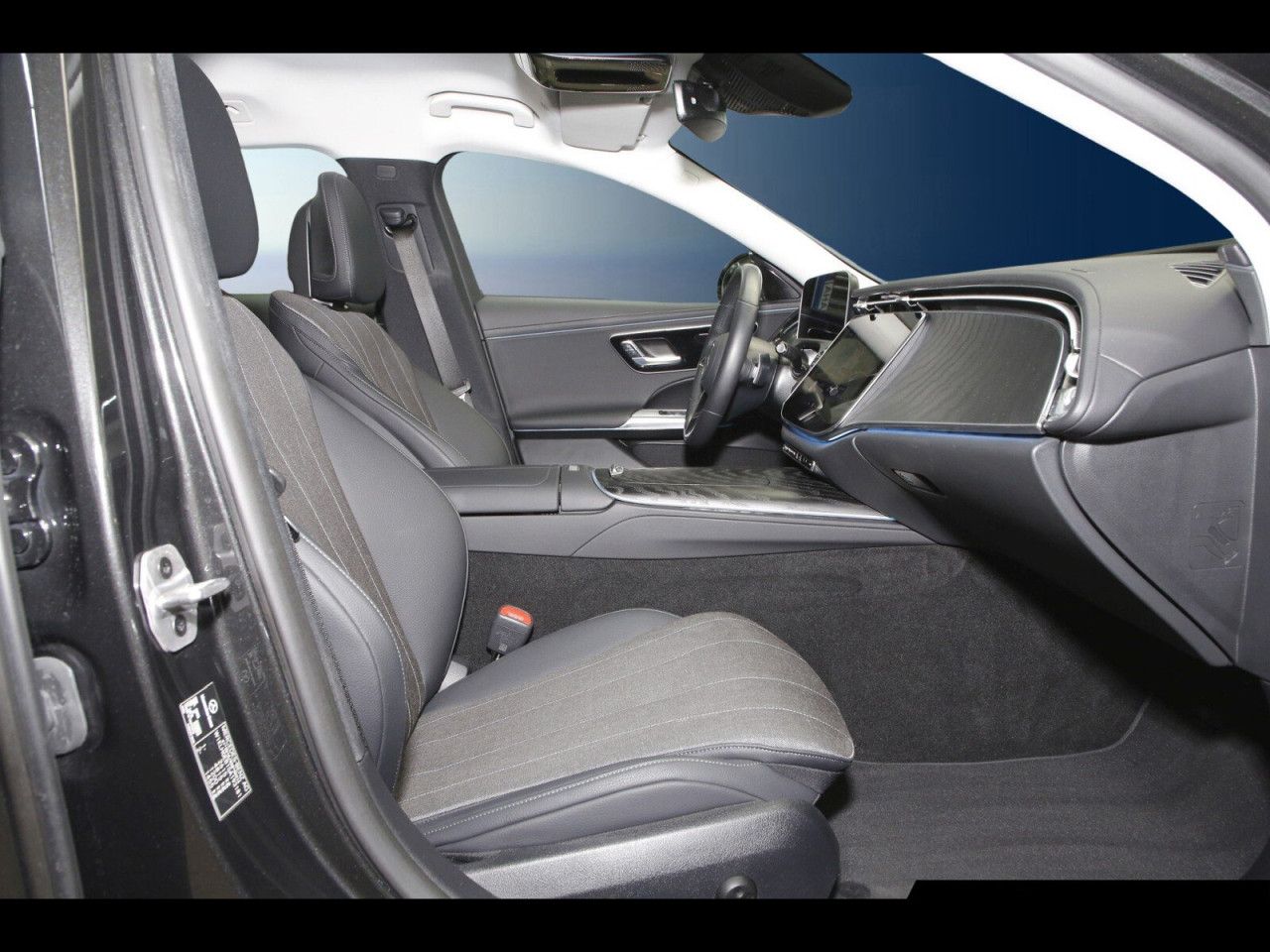 Mercedes-Benz E-Klasse – Bild 6