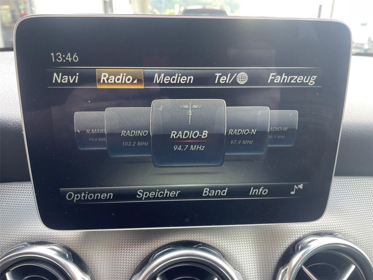Fahrzeugbild 18 / 28