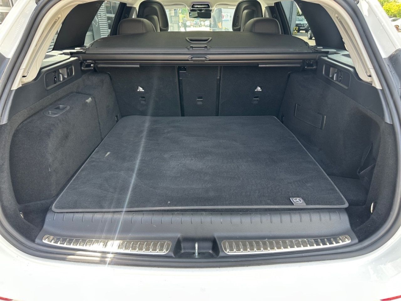 Mercedes-Benz C-Klasse – Bild 9