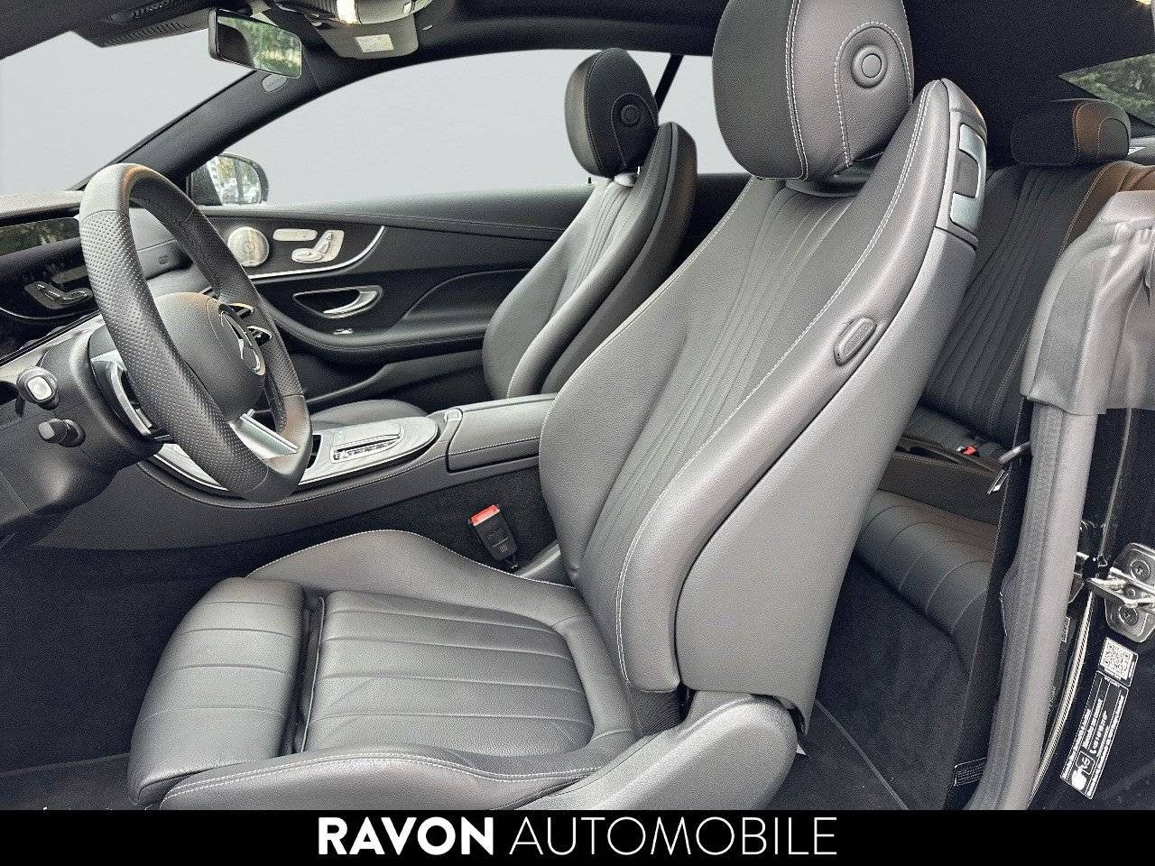 Photo du v&eacute;hicule 16 / 18