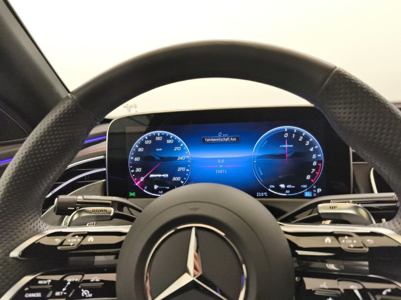 Mercedes-Benz E-Klasse – Bild 16