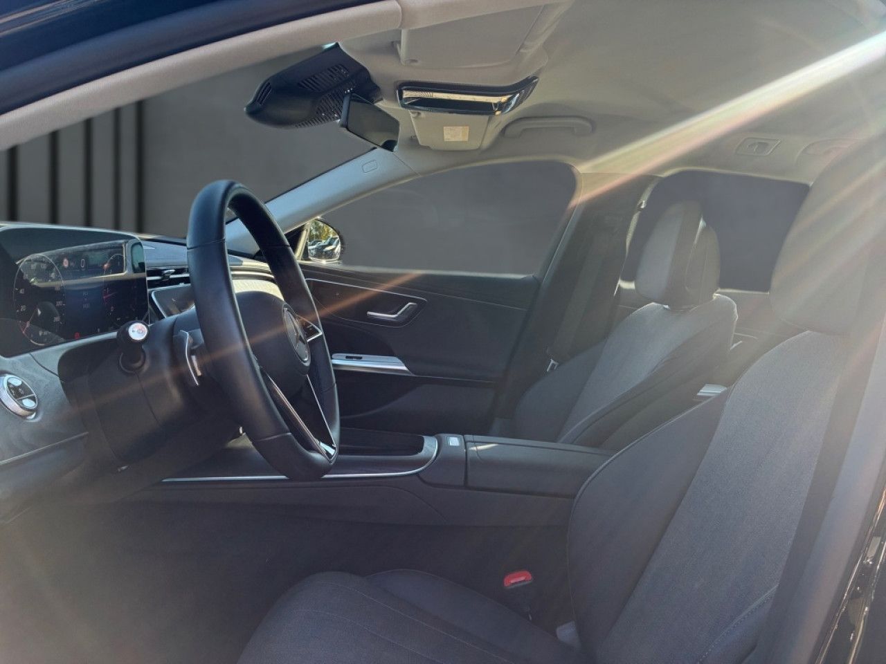 Mercedes-Benz E-Klasse – Bild 7