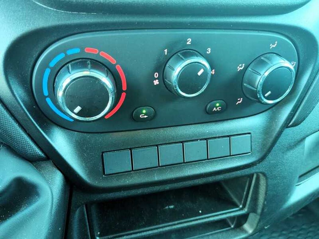 IVECO | 35C13 FURGONE CON SPONDA