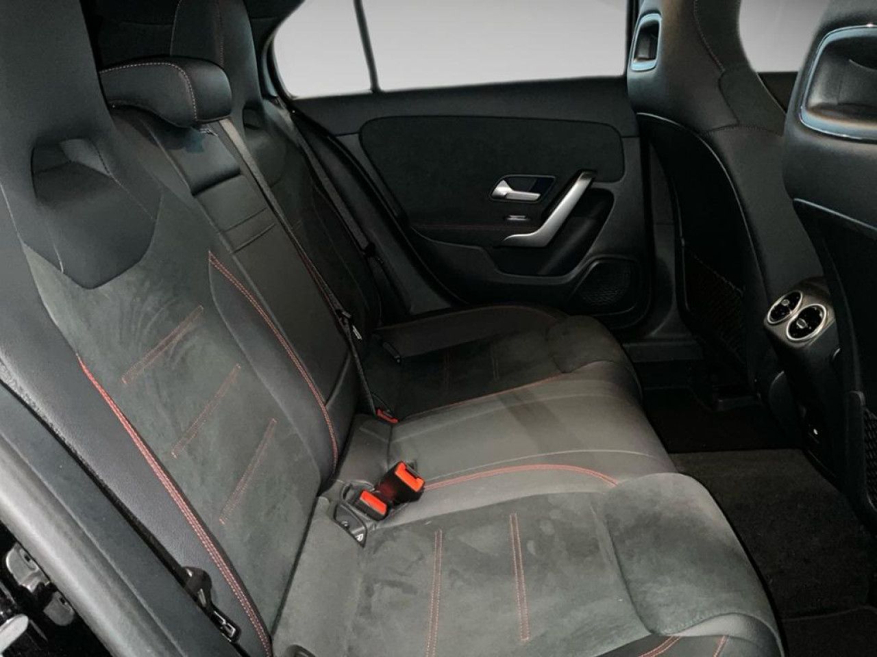 Mercedes-Benz A-Klasse – Bild 11