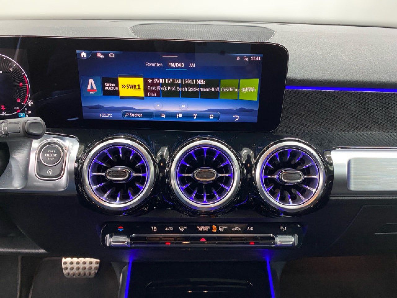 Mercedes-Benz GLB – Bild 9