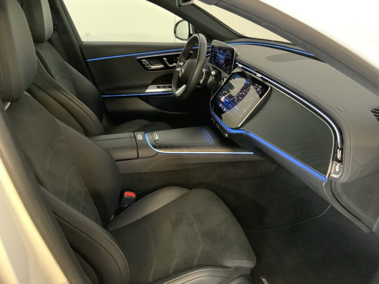 Mercedes-Benz E-Klasse – Bild 16