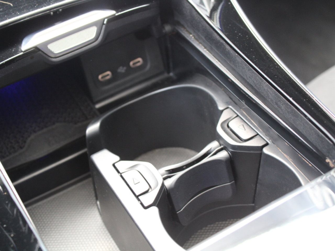 Mercedes-Benz C-Klasse – Bild 18