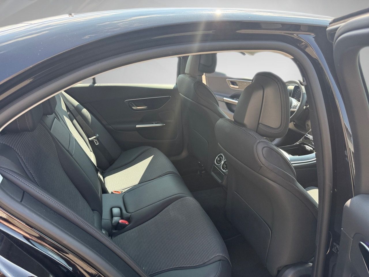 Mercedes-Benz C-Klasse – Bild 23