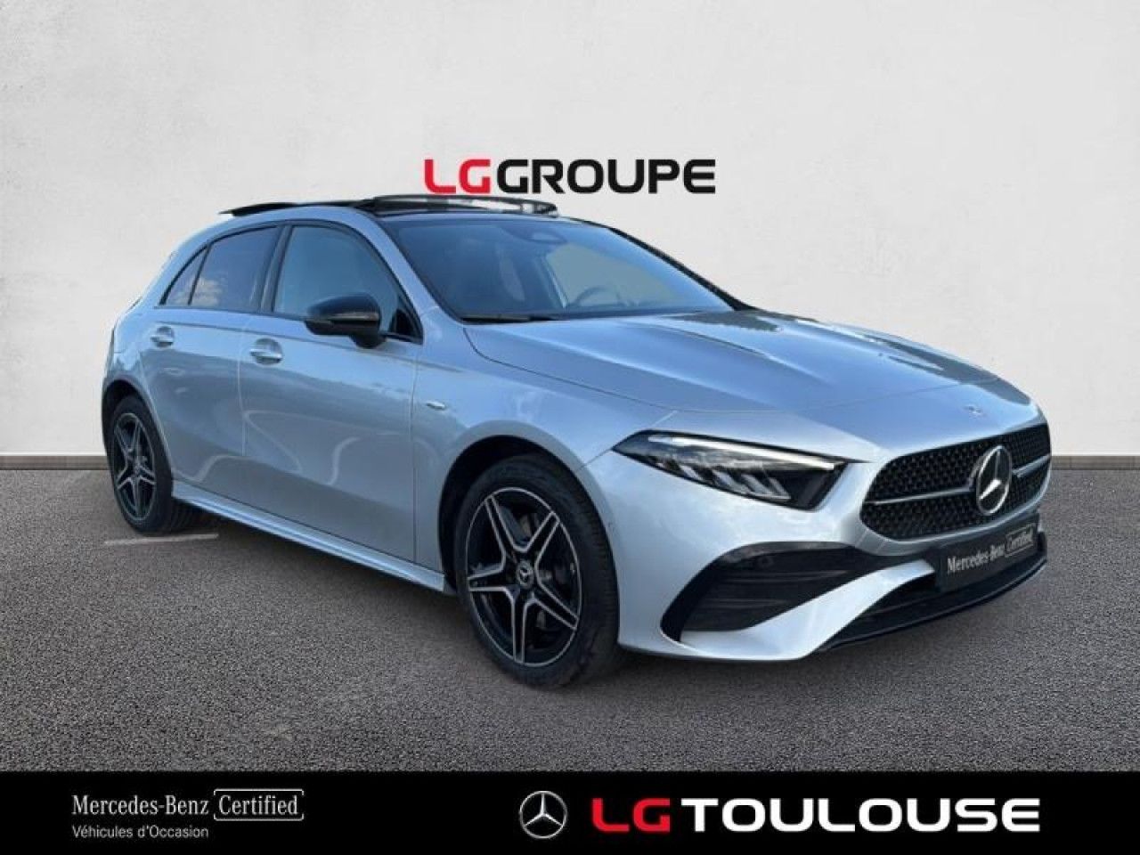 Photo du v&eacute;hicule 3 / 18