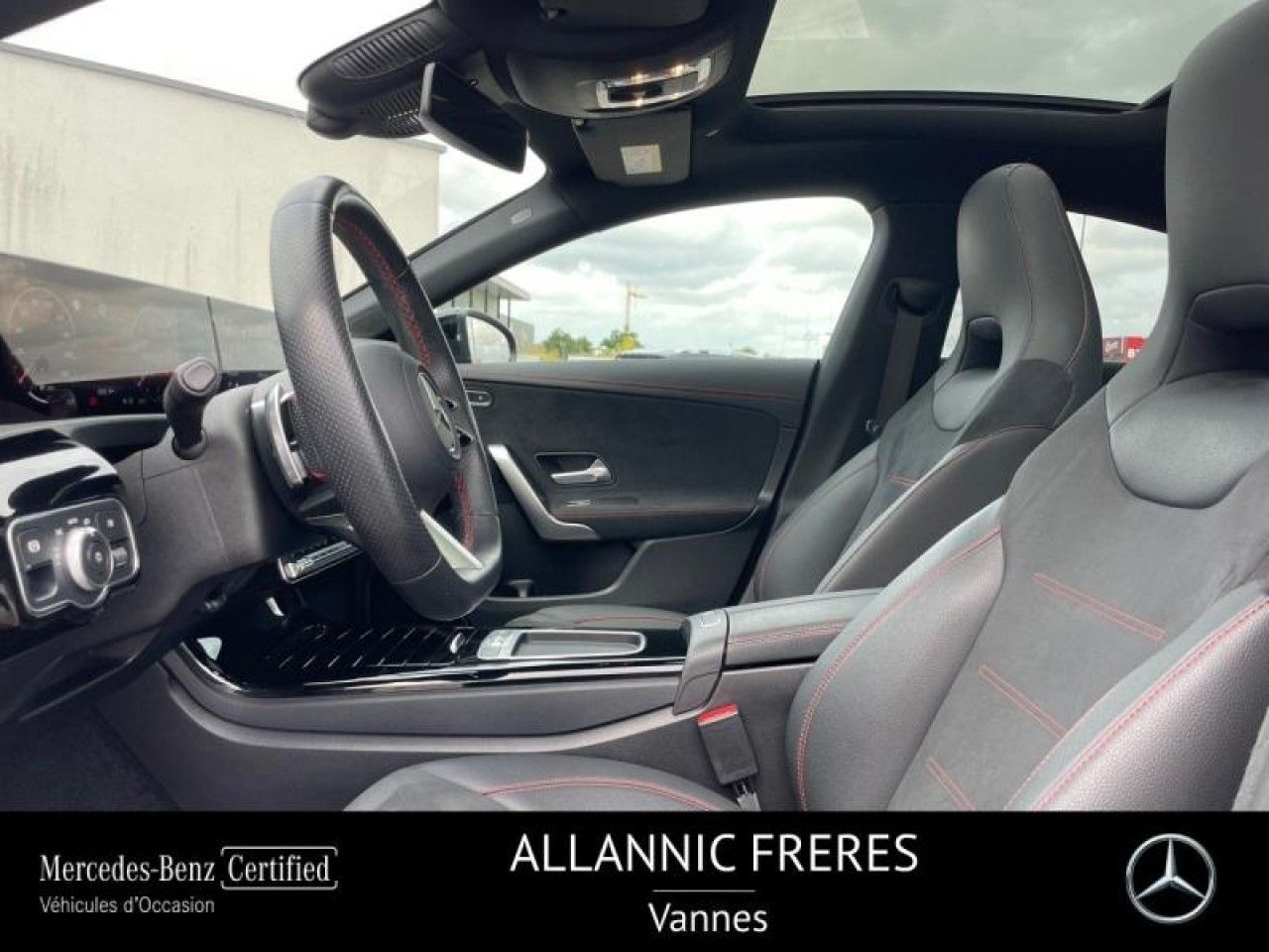 Photo du véhicule 10 / 18