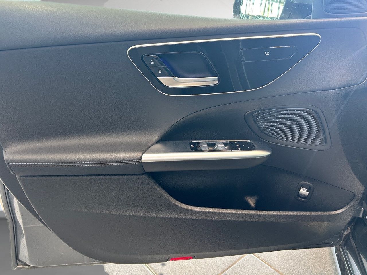 Mercedes-Benz C-Klasse – Bild 12
